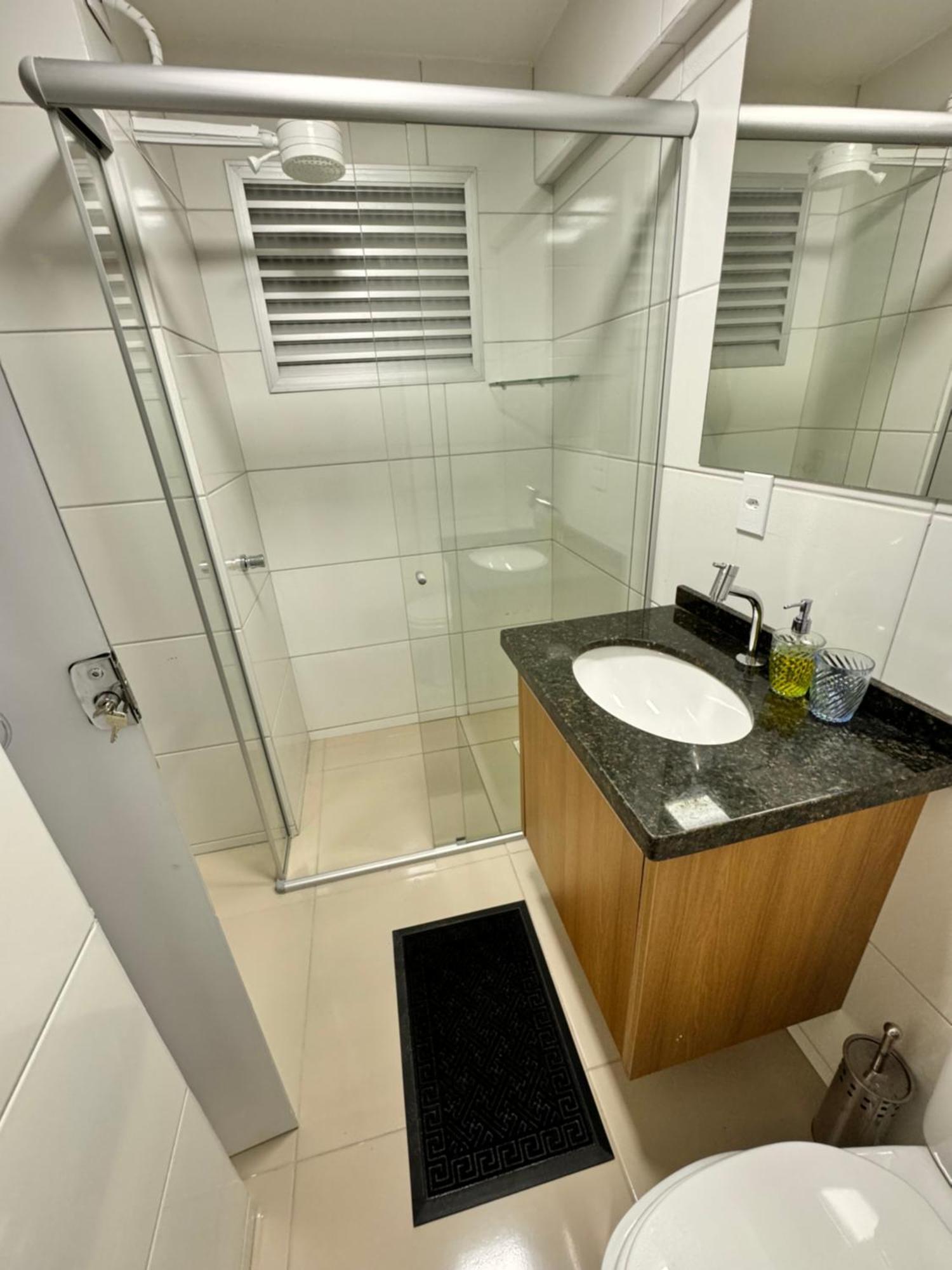 Experience Apartment *